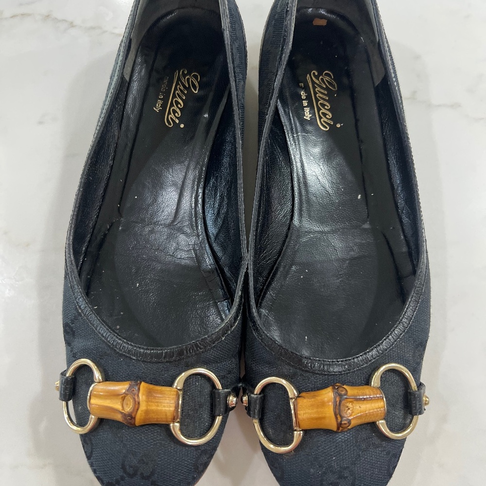 Authentic Gucci black flats size 8 runs small fits a 7.5 best